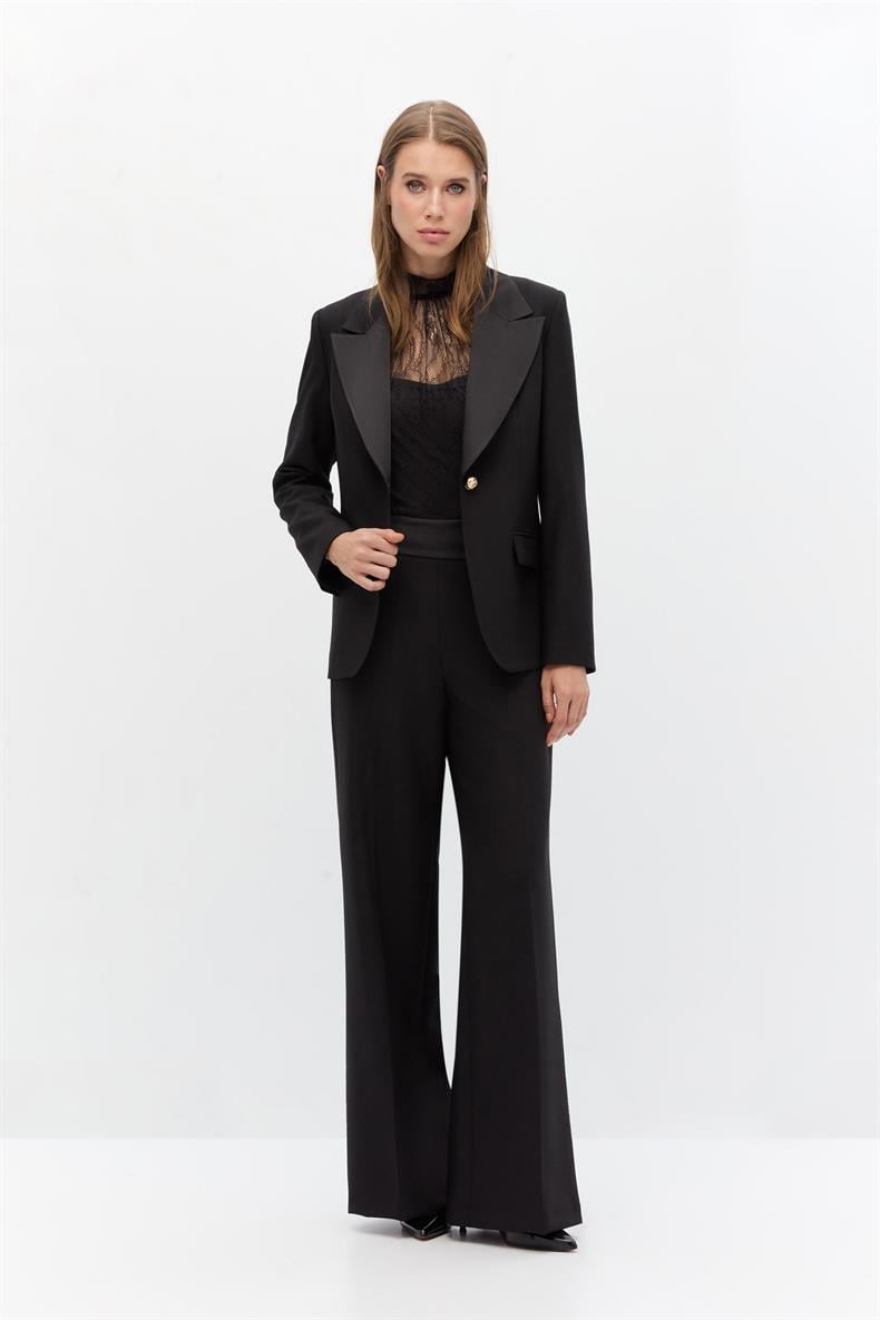 Saten yakalı blazer takım
