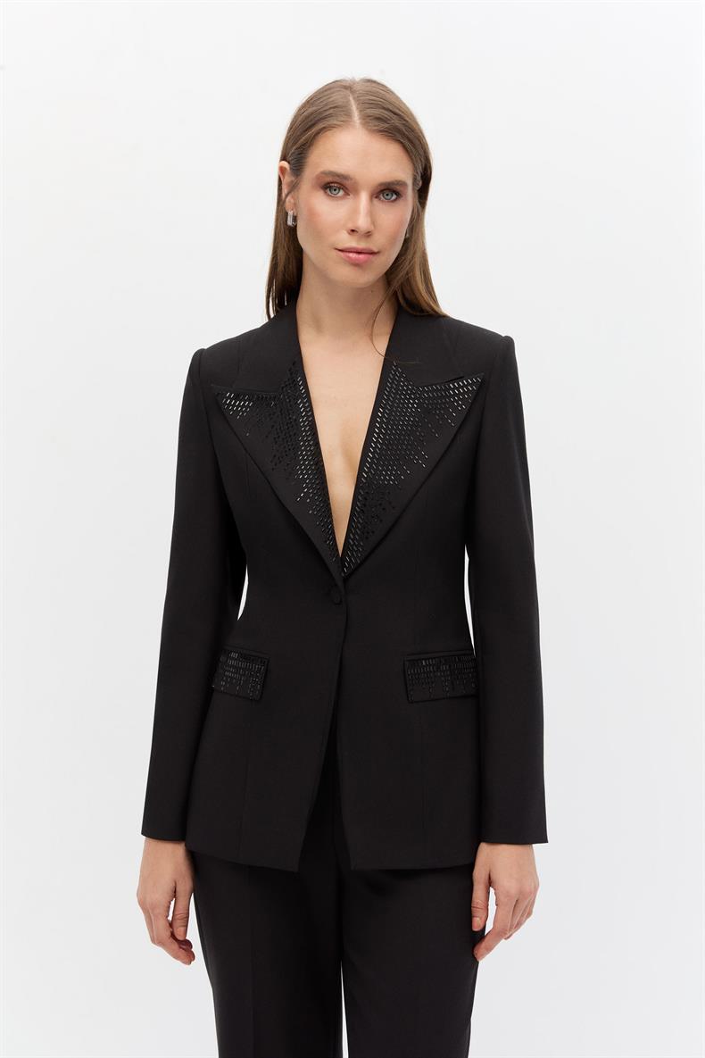 Taş detaylı blazer takım