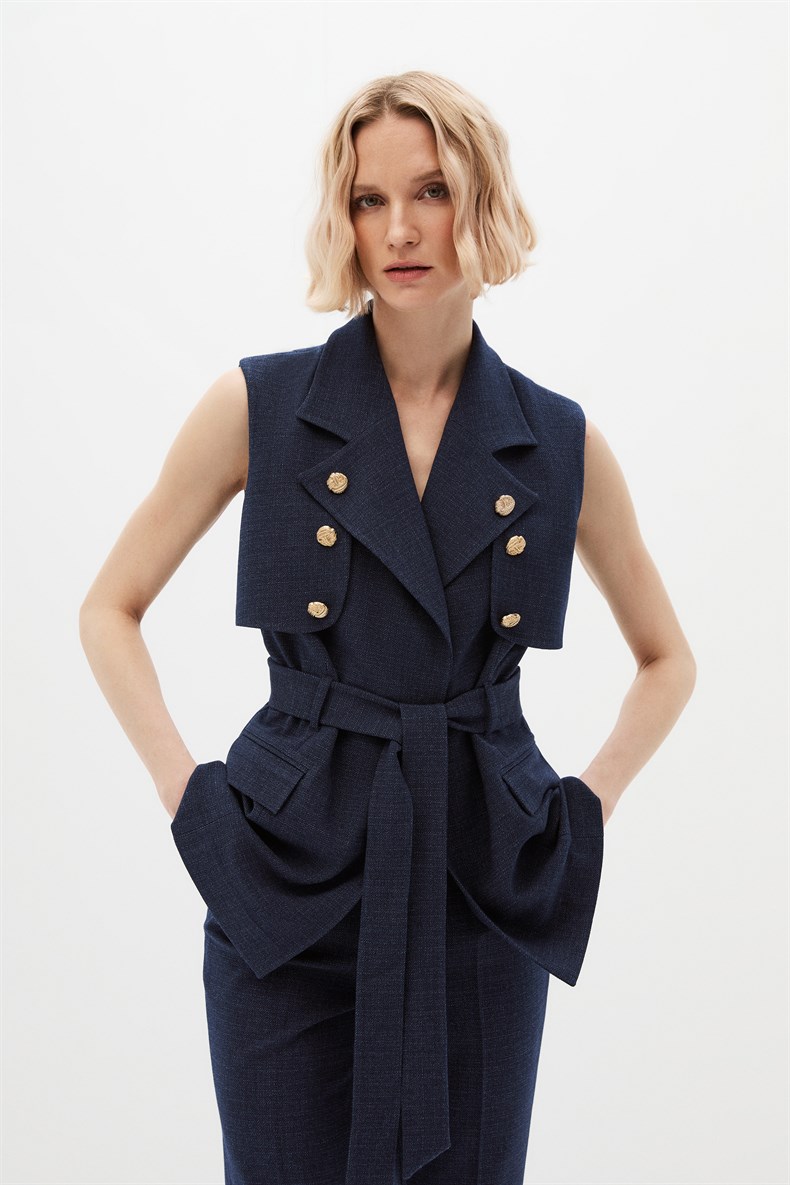 2068-0227 SUIT (P)