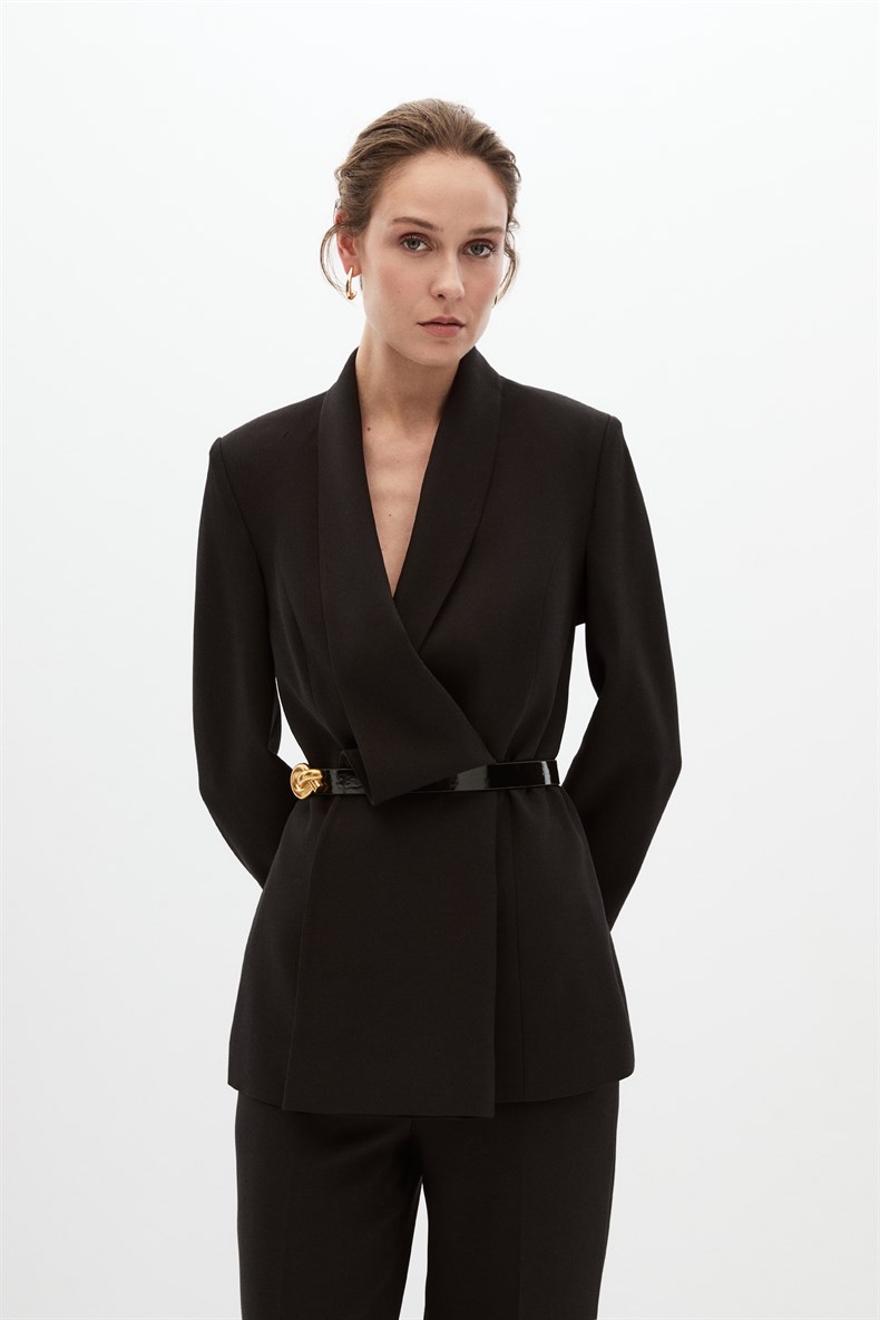 Siyah Degaje Yaka Ceket Takım