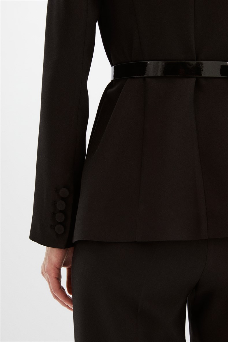 Siyah Degaje Yaka Ceket Takım