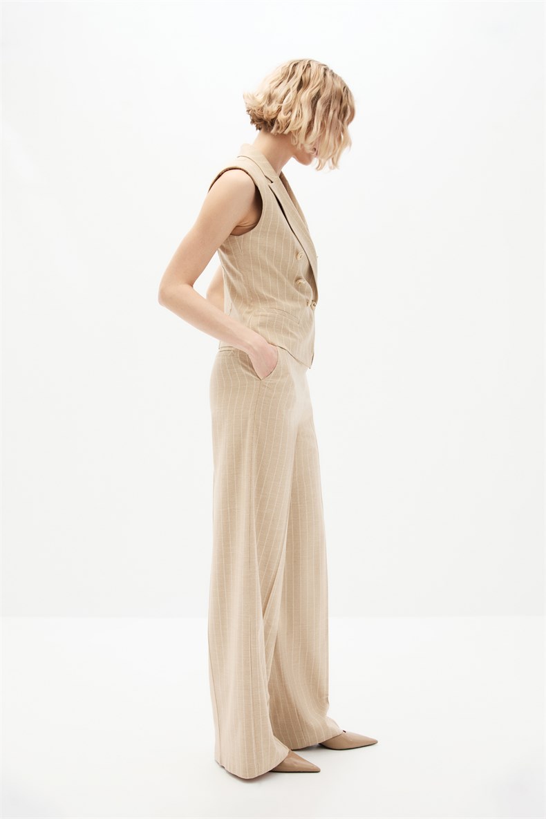 Bej Çizgili Yelek Takım