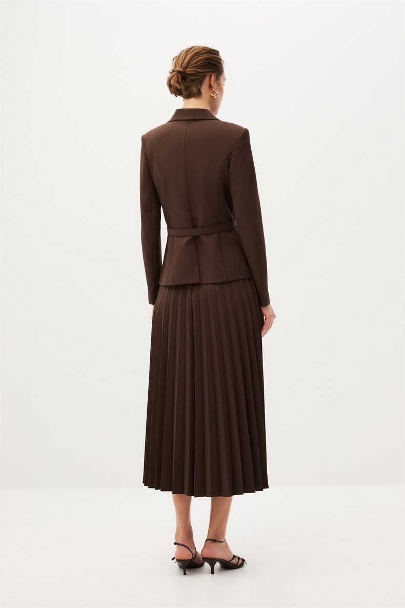 Kahverengi Etekli Blazer Takım