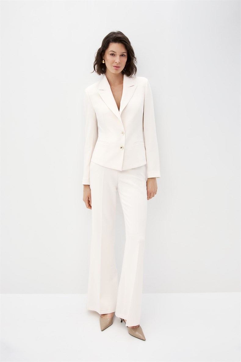 2084-0231 SUIT (P)