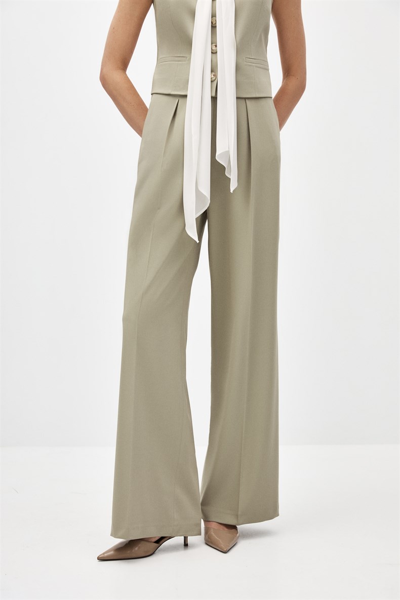 Fularlı Yelek Takım