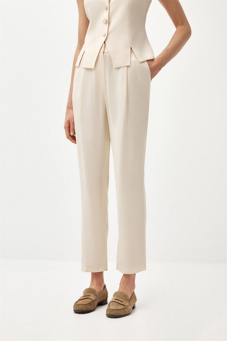 Yırtmaçlı Yelek Takım