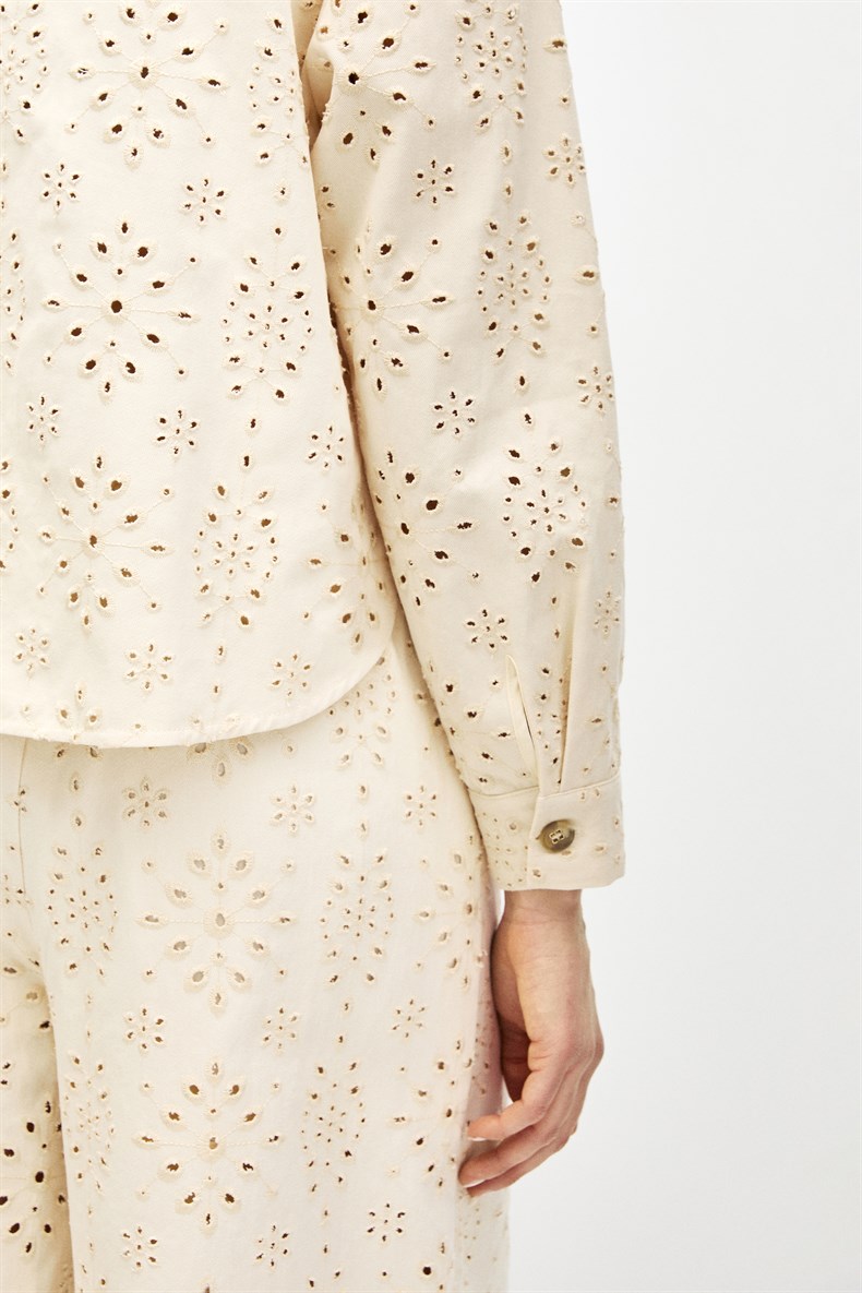 Brodeli Gömlek Takım