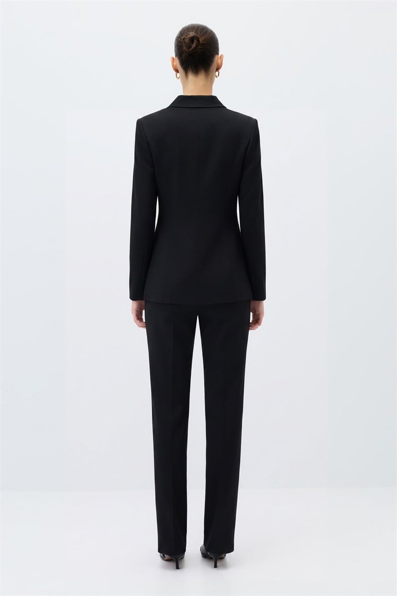2129-0306 SUIT (P)