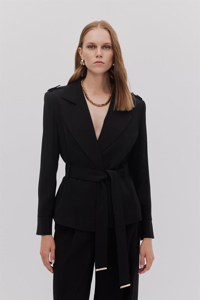 APOLETLİ KUŞAKLI CEKET PANTOLON TAKIM