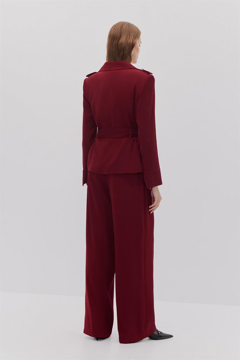 APOLETLİ KUŞAKLI CEKET PANTOLON TAKIM