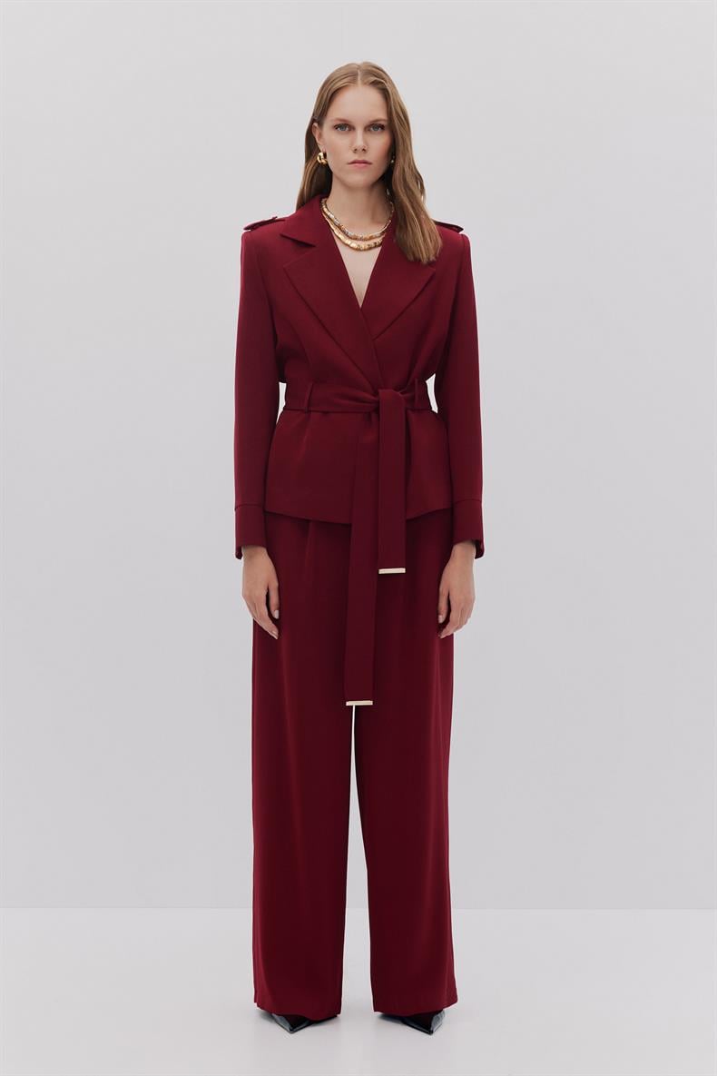 APOLETLİ KUŞAKLI CEKET PANTOLON TAKIM