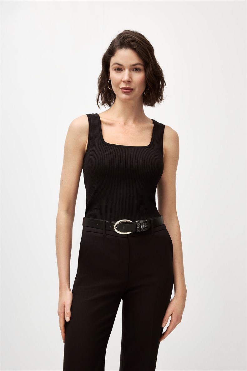 4357-0205 KNITWEAR