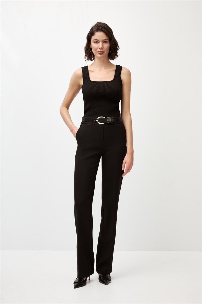 4357-0205 KNITWEAR