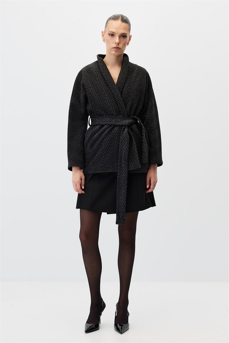 Kuşaklı kimono kaban