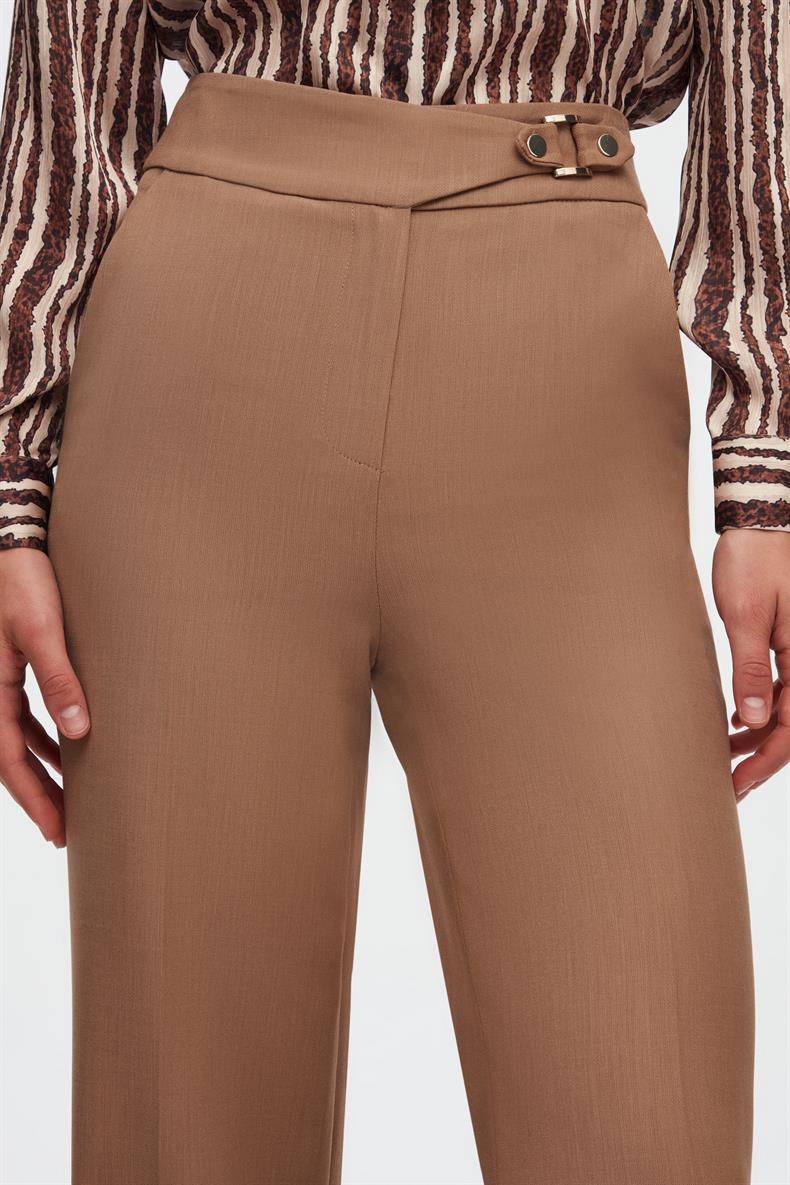 CAMEL STRAIGHT FIT PANTOLON