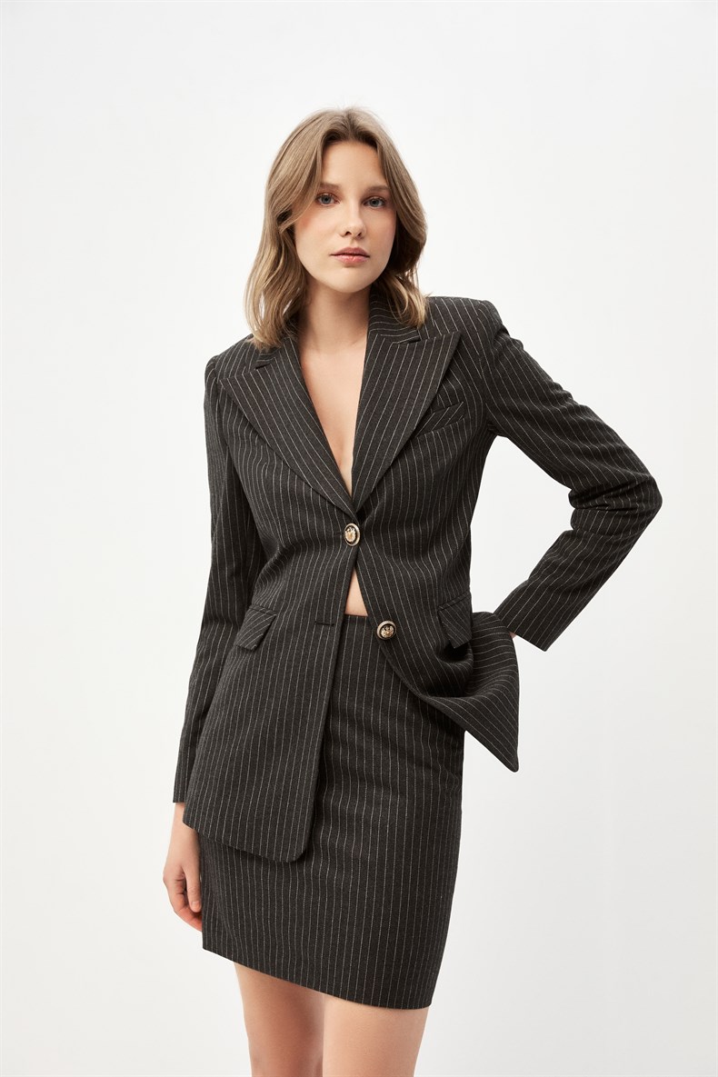2802-439 SUIT (S)