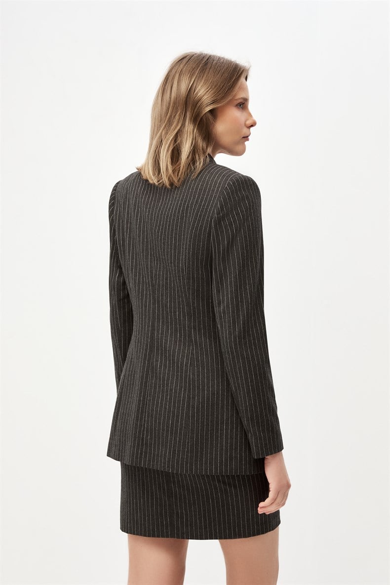 2802-439 SUIT (S)