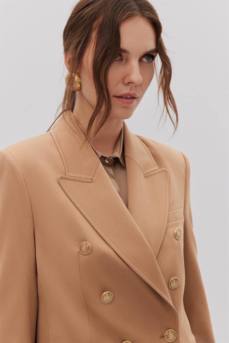 DİKİŞ DETAYLI KRUVAZE BLAZER PANTOLON TAKIM