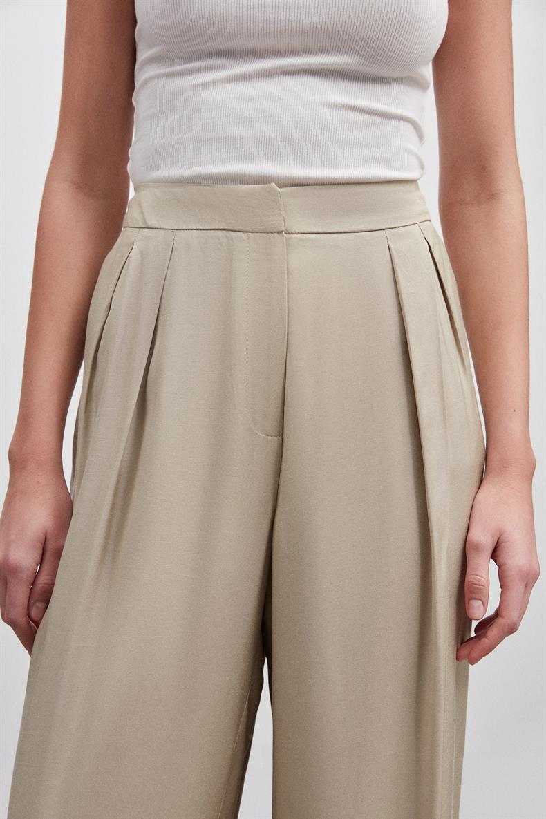 PİLELİ WIDE LEG PANTOLON