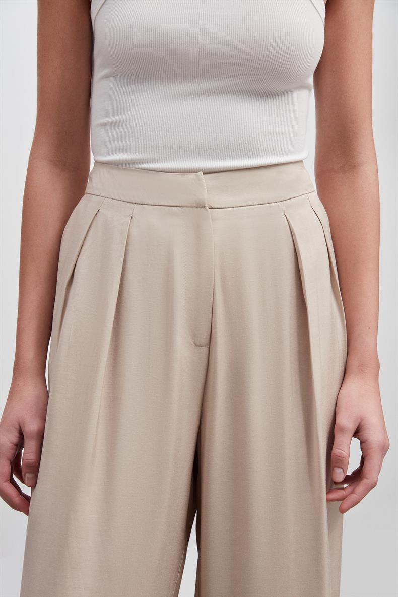 PİLELİ WIDE LEG PANTOLON