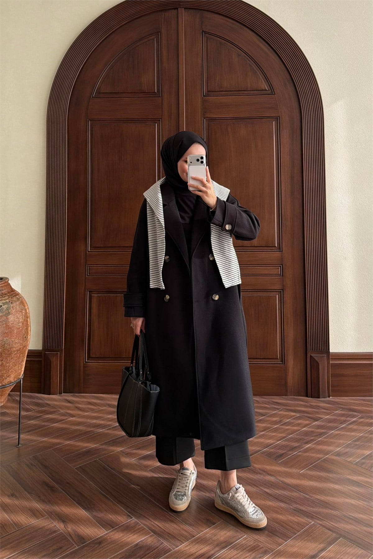 Amora Kaşe Kaban - SİYAH
