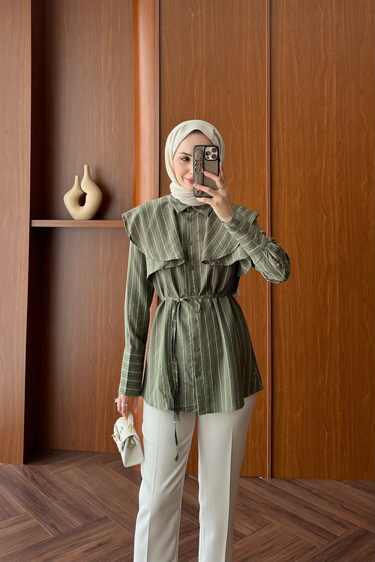 Çizgili Pelerin Detay Gömlek - ÇAĞLA