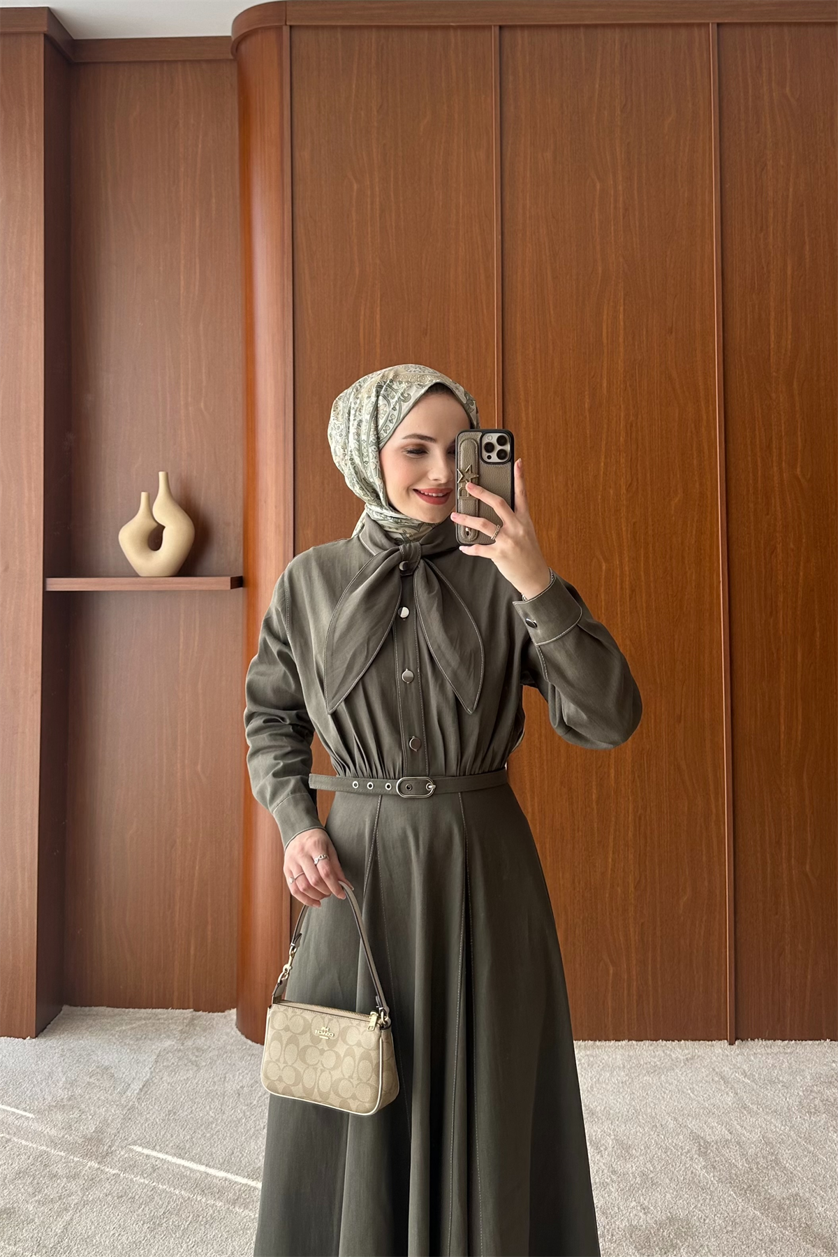 Meyila Yaka Detay Elbise - HAKİ