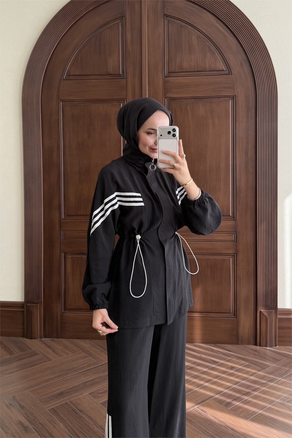 Şeritli Bel Sıkmalı Spor Takım - SİYAH