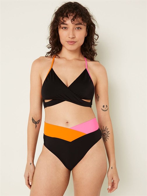 Çapraz Geçişli Bikini Üstü