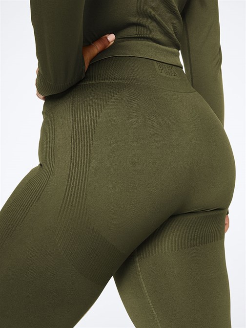 EVERYDAY SEAMLESS TAYT