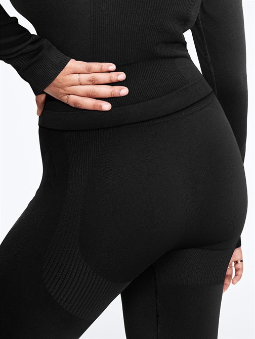 EVERYDAY SEAMLESS TAYT