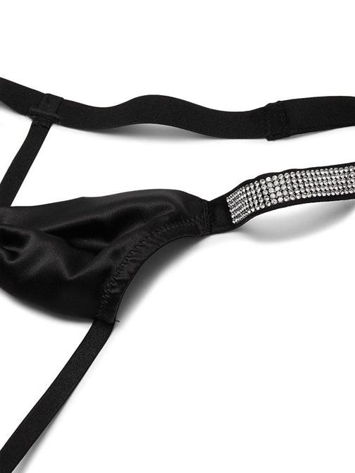 Işıltılı Fiyonklu Saten V-String Külot