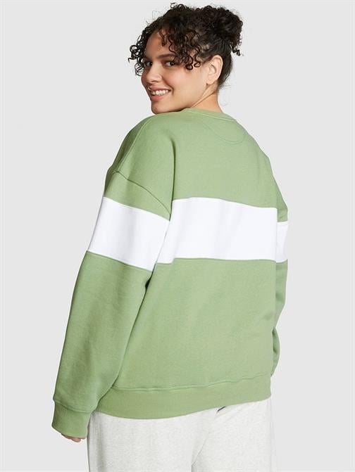 Ivy Crew Sweatshirt