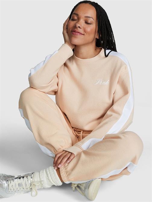 Ivy Crew Sweatshirt