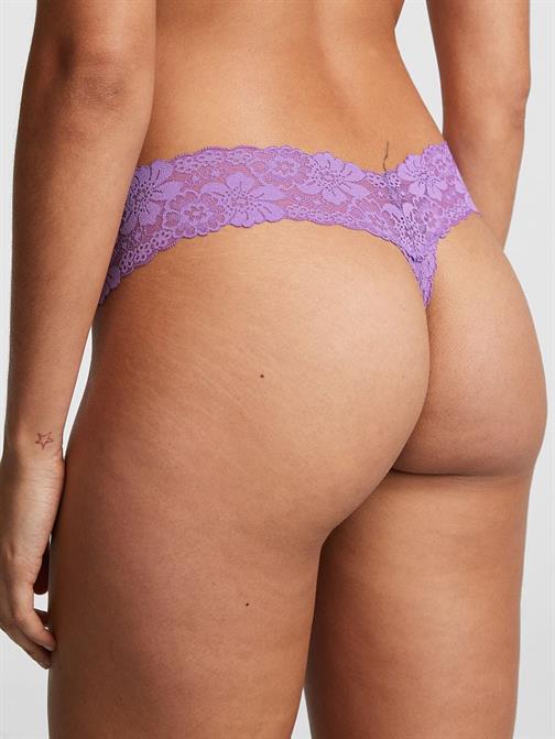 Wink Dantel Kenarlı Tanga
