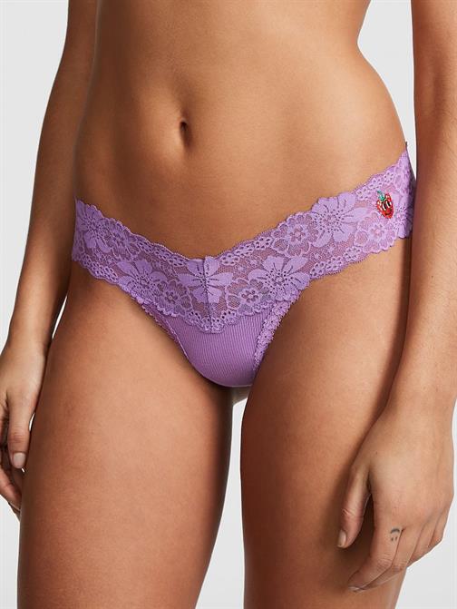  Wink Dantel Kenarlı Tanga