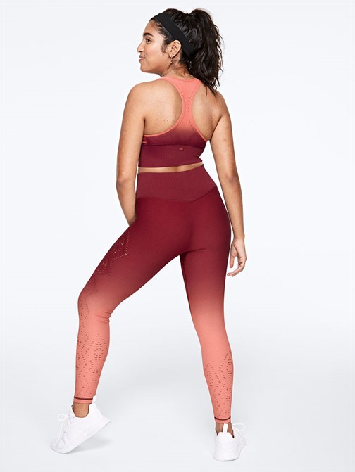 SEAMLESS TAYT