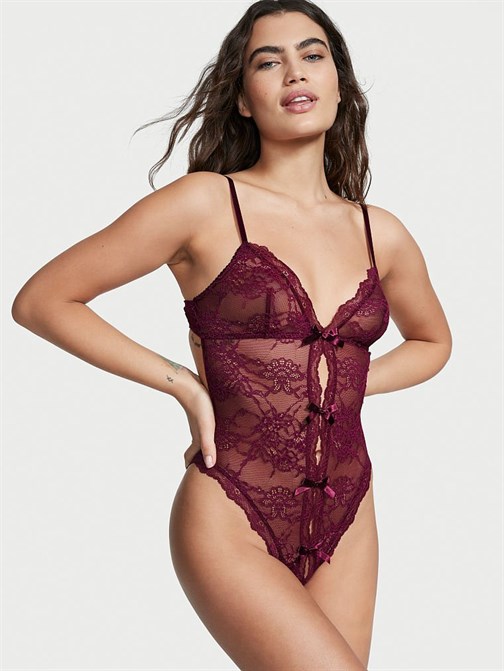Fiyonk Detaylı Dantel Teddy