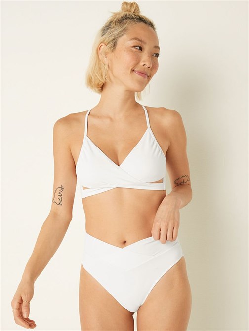 Vücudu Saran Bikini Üstü