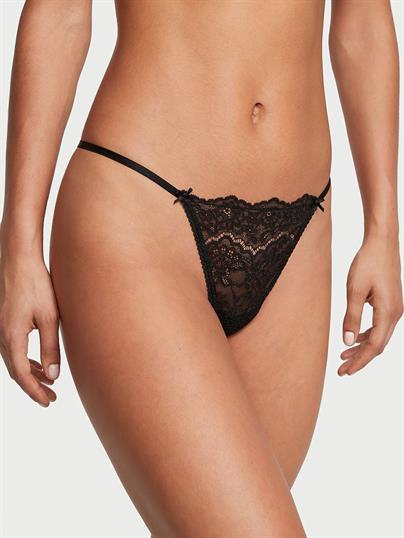 Işıltılı Kalpli Dantelli V-String Külot