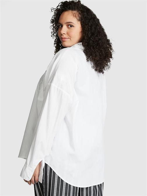 Pamuklu Poplin Oversize Düğmeli Uyku Gömleği