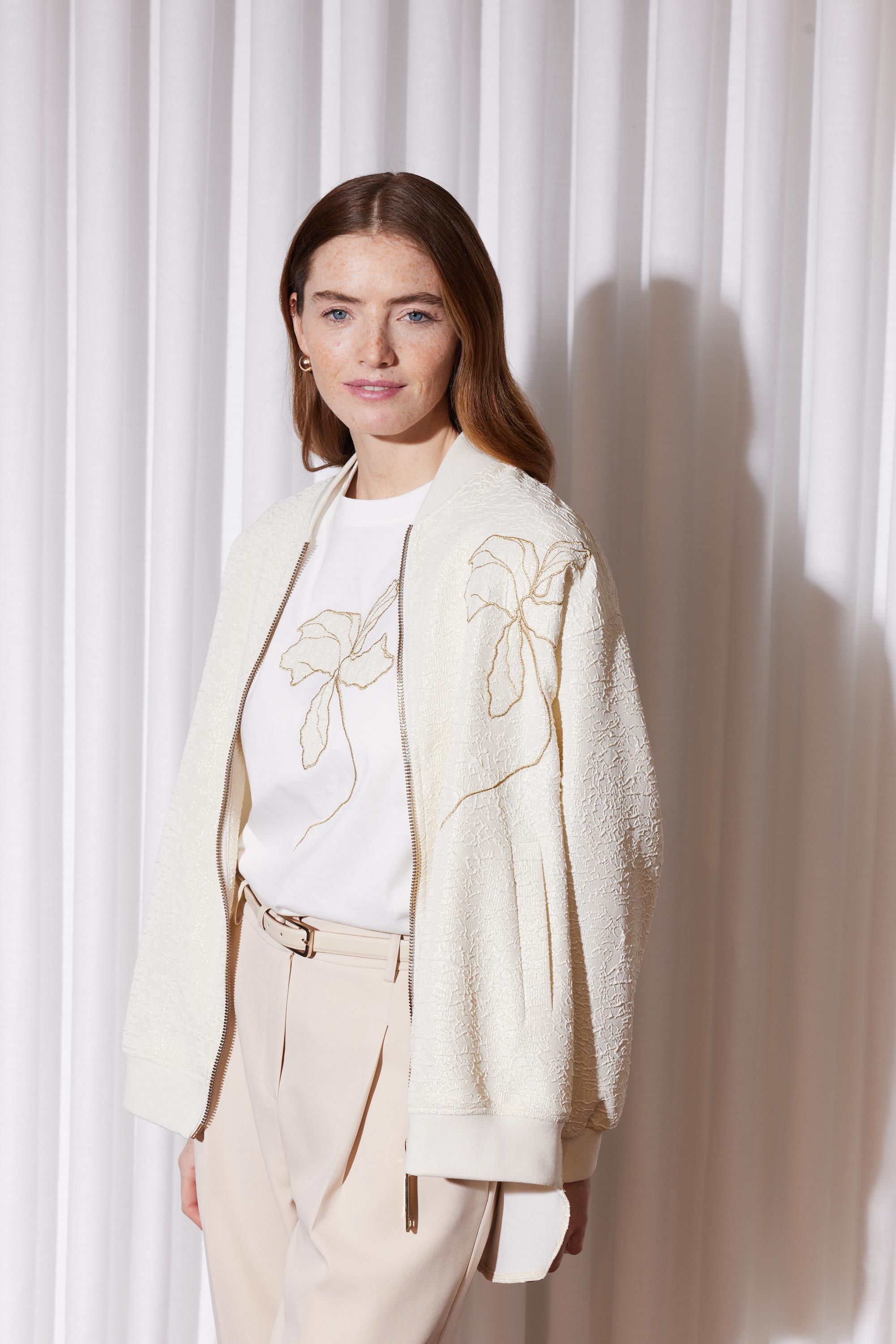 JAKAR BLOOM CEKET KREM