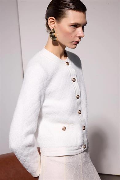 DÜĞME DETAY MİDİ TRİKO HIRKA EKRU