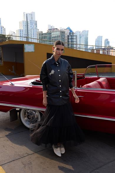 KAPİTONE İNCE KAP SİYAH