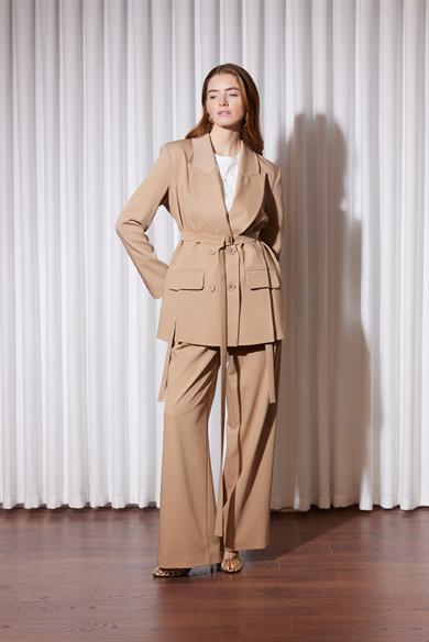 MONTERA CEKETLİ TAKIM CAMEL