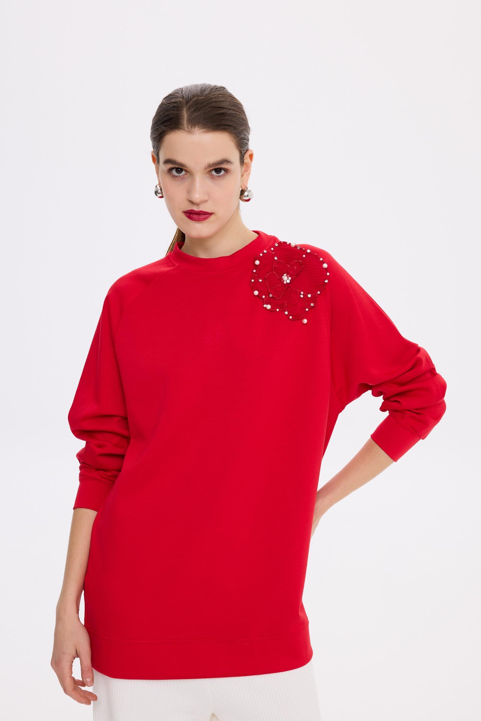 AKSESUARLI COMFORT SWEATSHİRT MERCAN