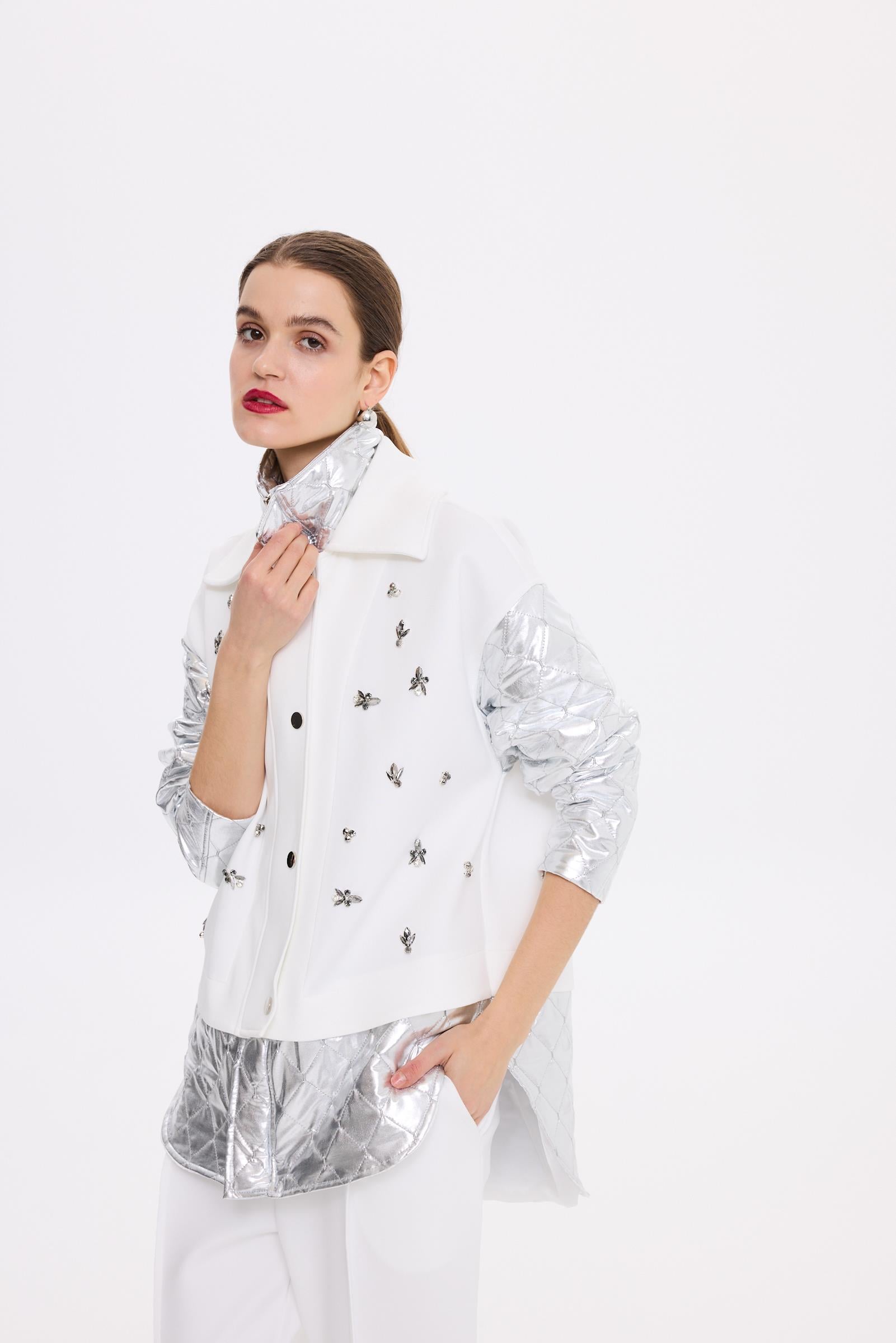 KAPİTONE GARNİ KAP EKRU