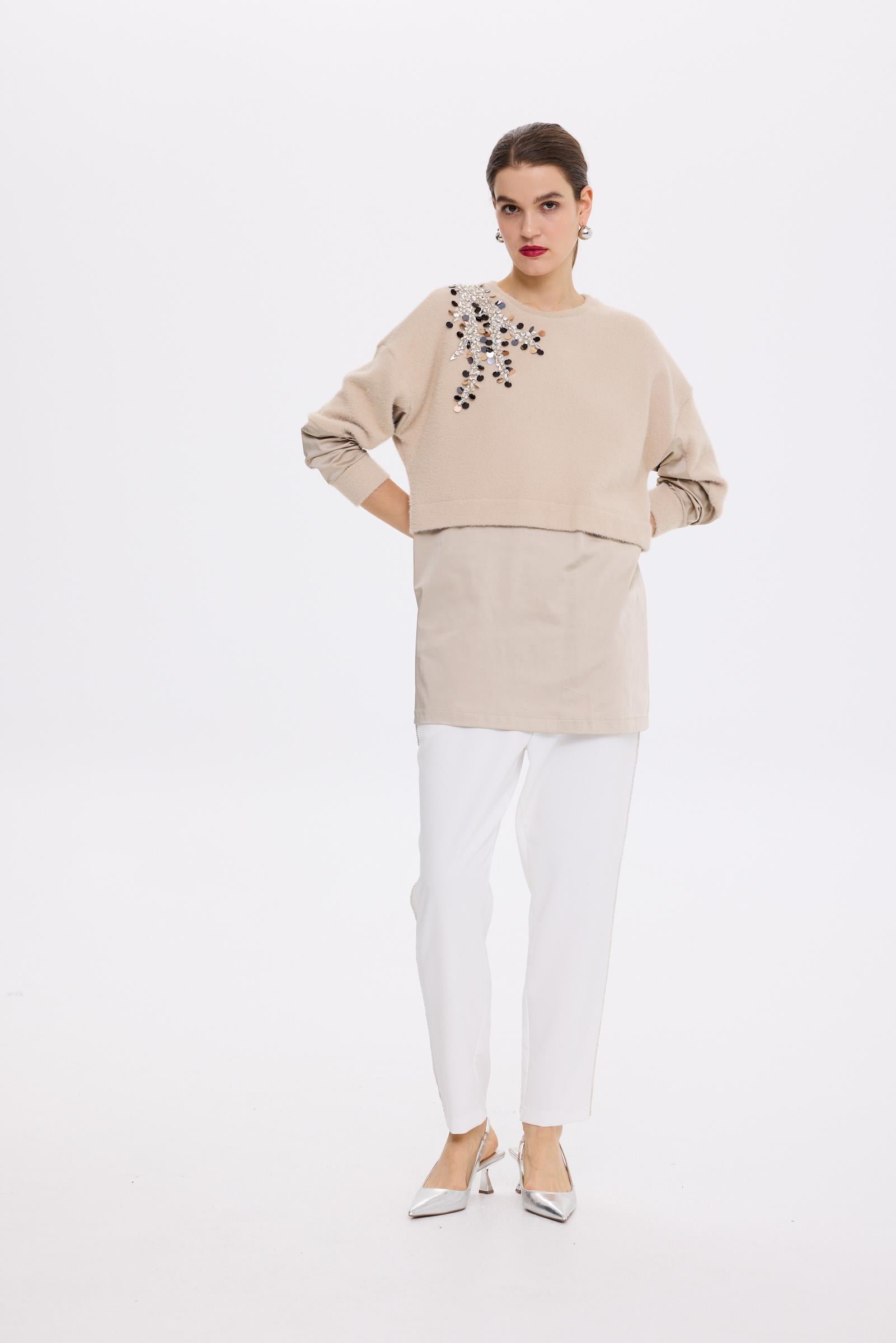 MOLTO SPECİALE TAŞLI SWEATSHİRT BEJ