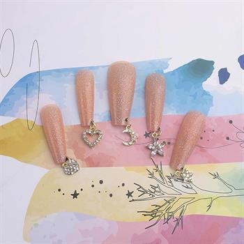 Adanil Taşlı Altın Yıldız Tırnak Piercingi Nail Art Süsleme Piercing 1 Adet