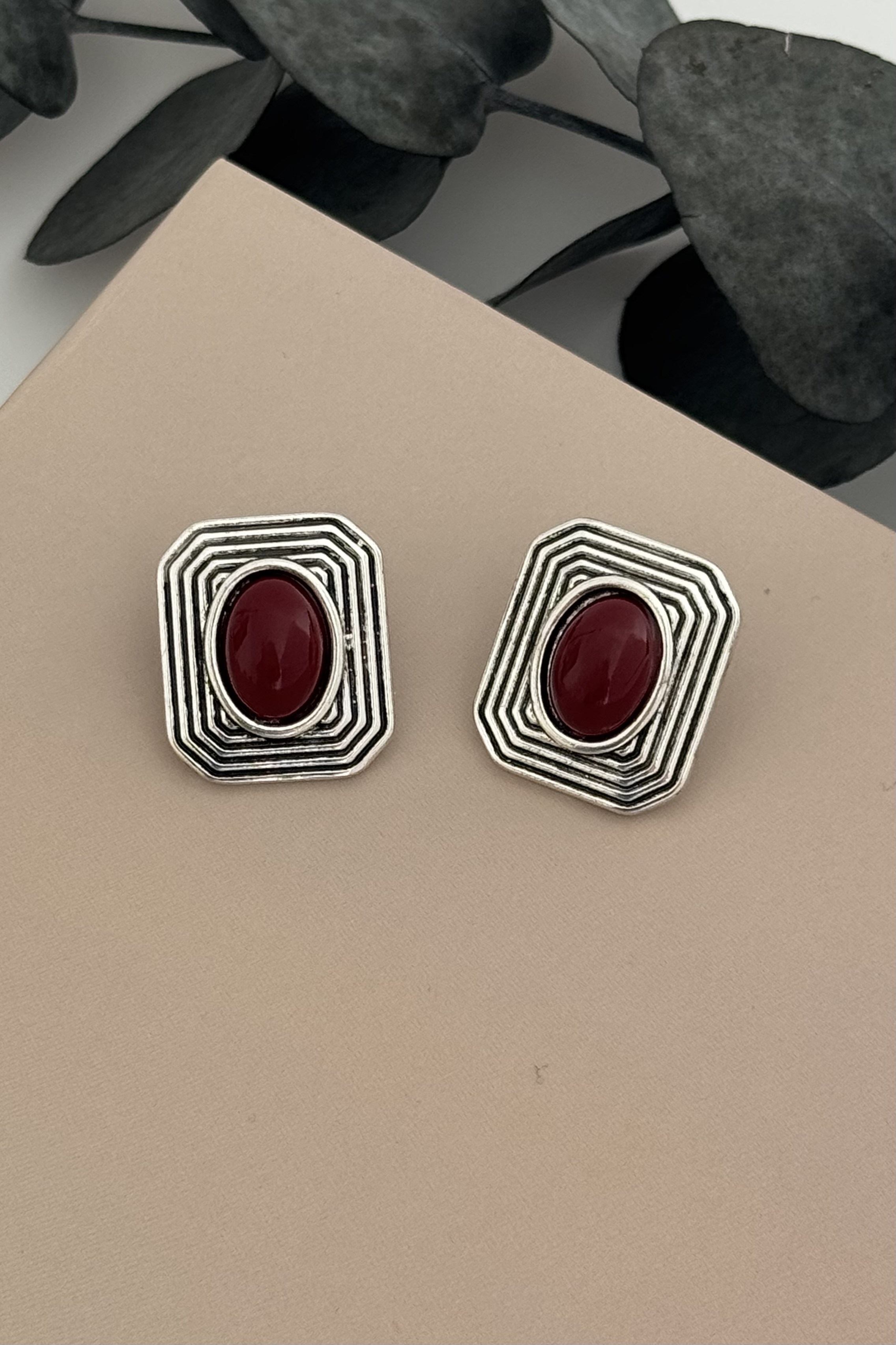 Crimson Küpe